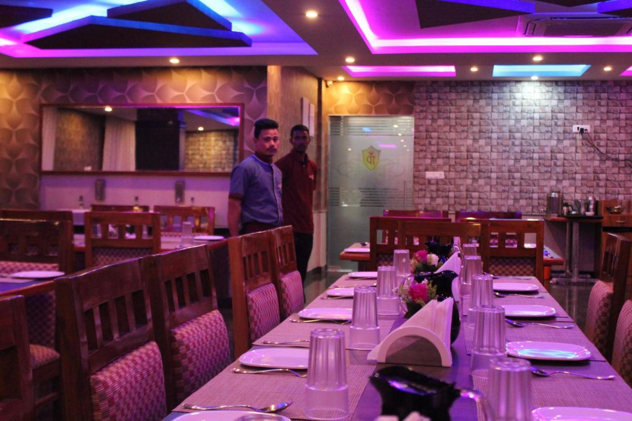 Golden Pride Hotel كاناكابورا المظهر الخارجي الصورة